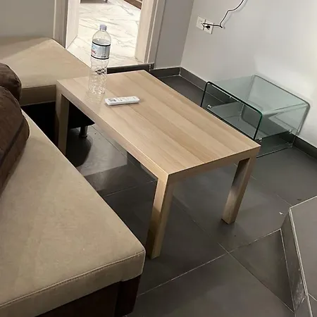Center - 10 Mins Walk *